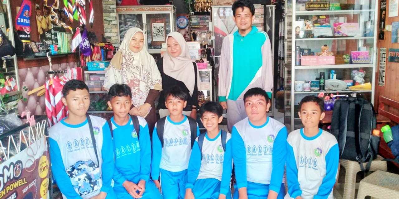 Asah Jiwa Wirausaha dan Kemandirian Siswa, SMP Alam Insan Mulia Lubuklinggau Gelar Program Magang Minat Bakat